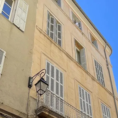 Apartment Loft In Particulier, City-center, Air Conditioned